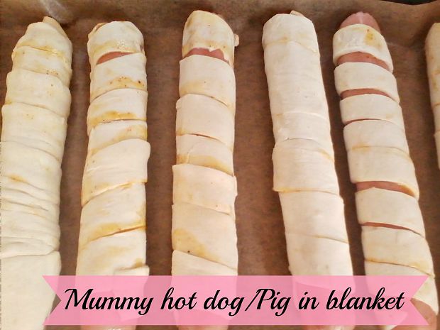 Mummy hot dog/Pig in blanket - Anna Can Do It!