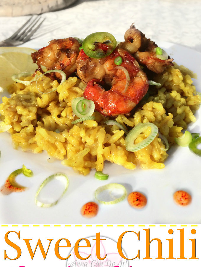 Sweet Chili Garlic Shrimp - Anna Can Do It! * Sweet Chili Garlic Shrimp is so easy and quick, heavenly delicious and full of flavors. The sweet chili sauce add the perfect hotness to the garlic lemon shrimps.