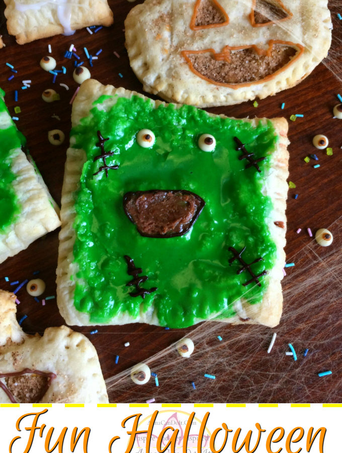 Fun Halloween Hand Pies - Anna Can Do It! - Fun Halloween Hand Pies are perfect Halloween desserts and they're kid friendly too! I made 3 different pie filling (pumpkin, jam and chocolate hazelnut spread + persimon) in 4 different shapes of hand pies.