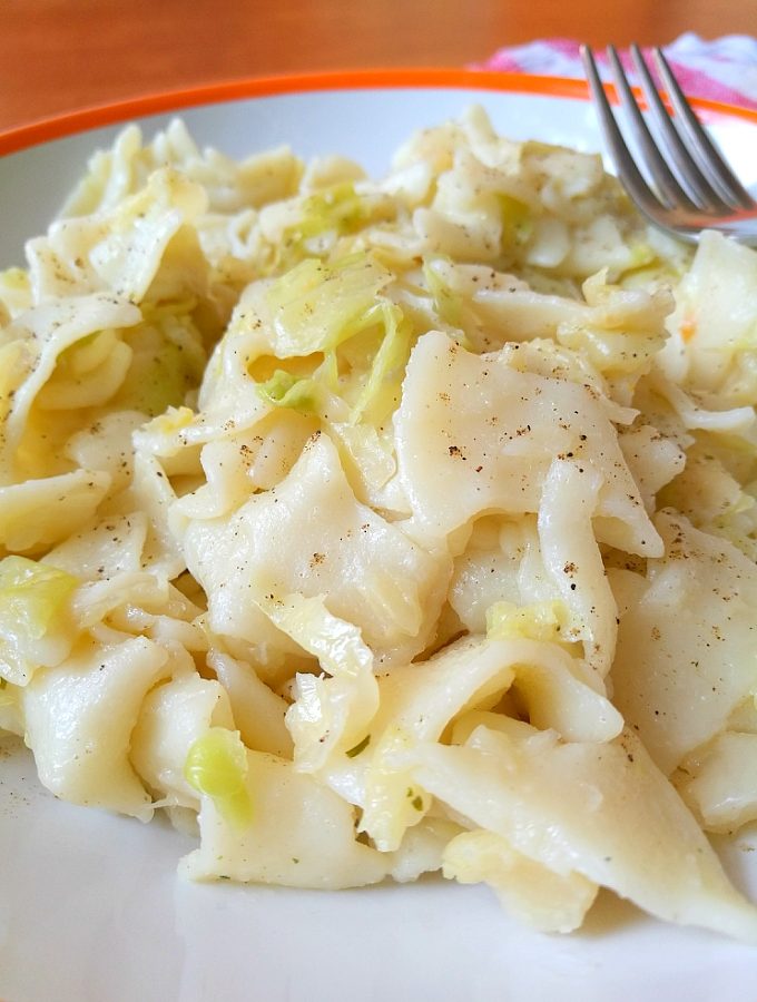 Hungarian Cabbage and Noodles - Káposztás Tészta - Anna Can Do It!